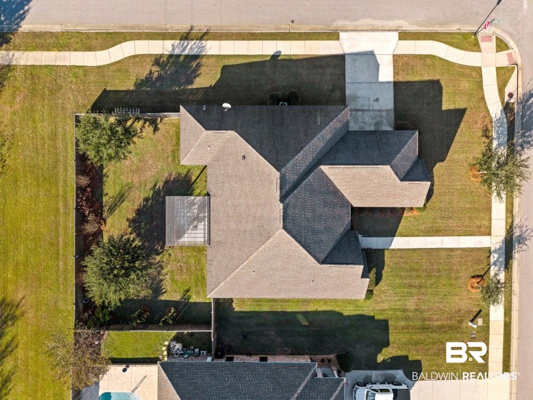 404 McClellan Boulevard