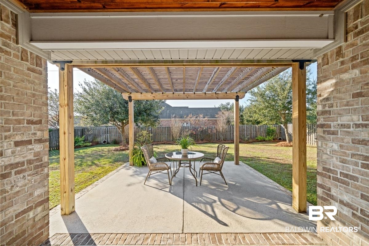 404 McClellan Boulevard