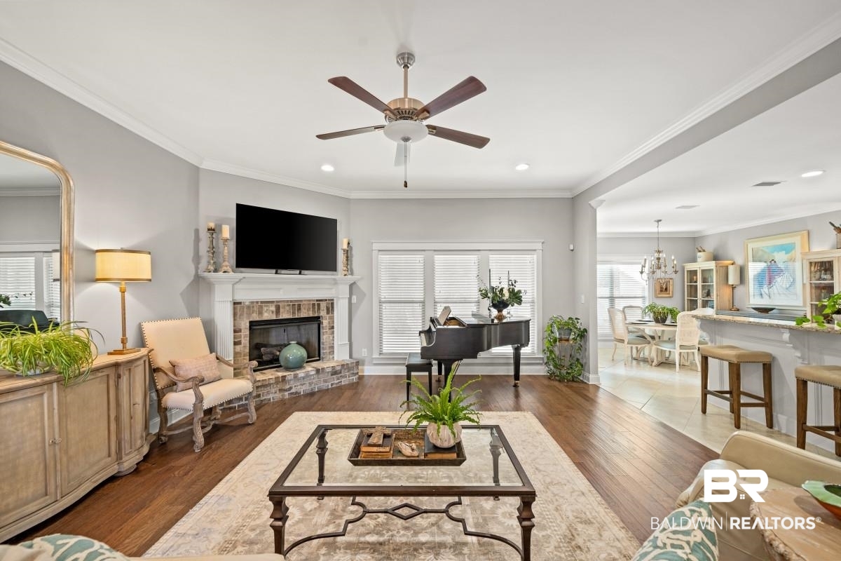 404 McClellan Boulevard