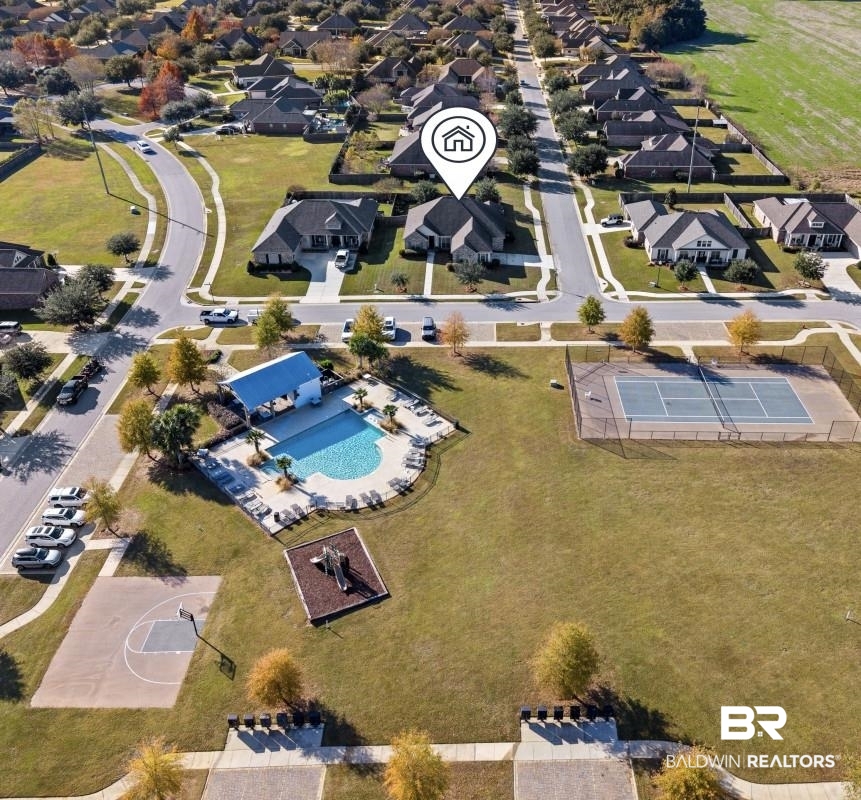 404 McClellan Boulevard