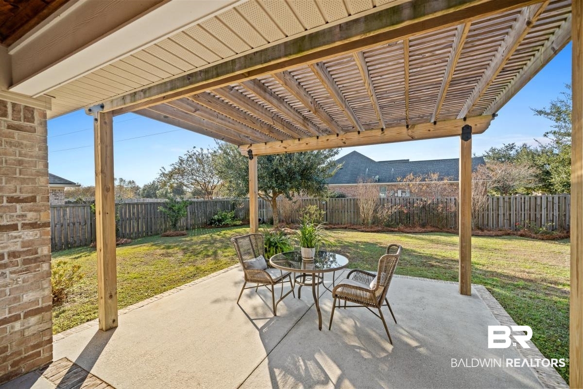 404 McClellan Boulevard