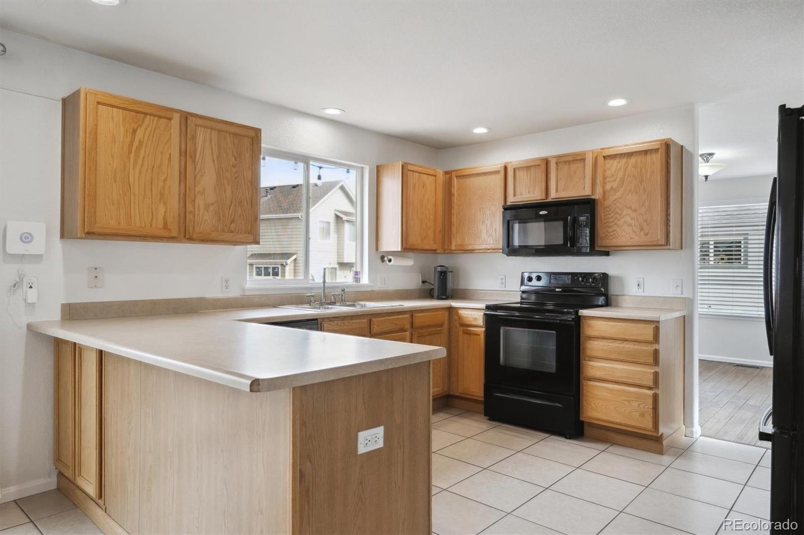 1623 E 164th Place