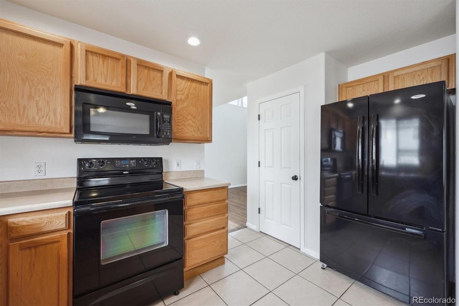 1623 E 164th Place