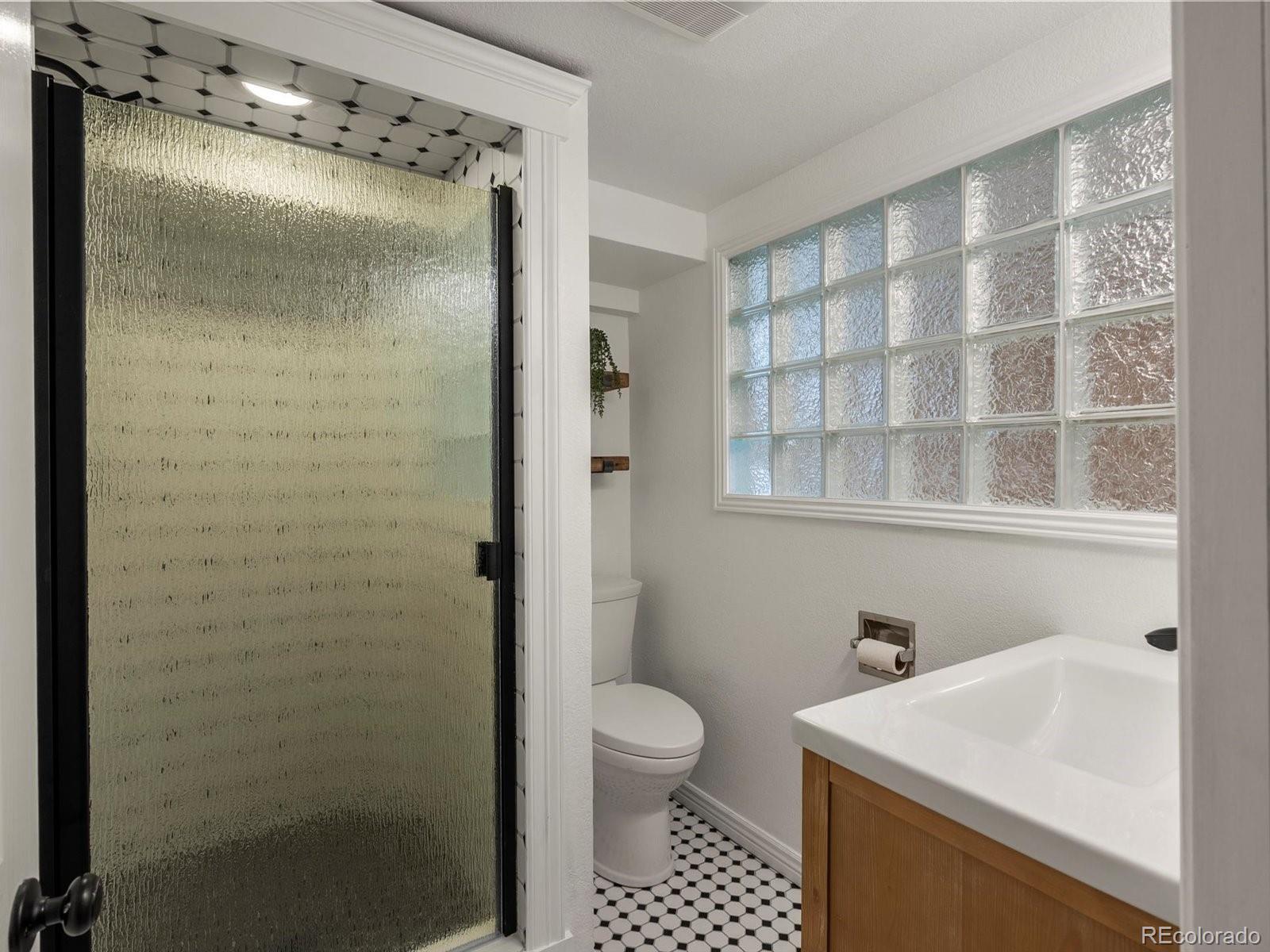 16 Lakewood Heights Drive