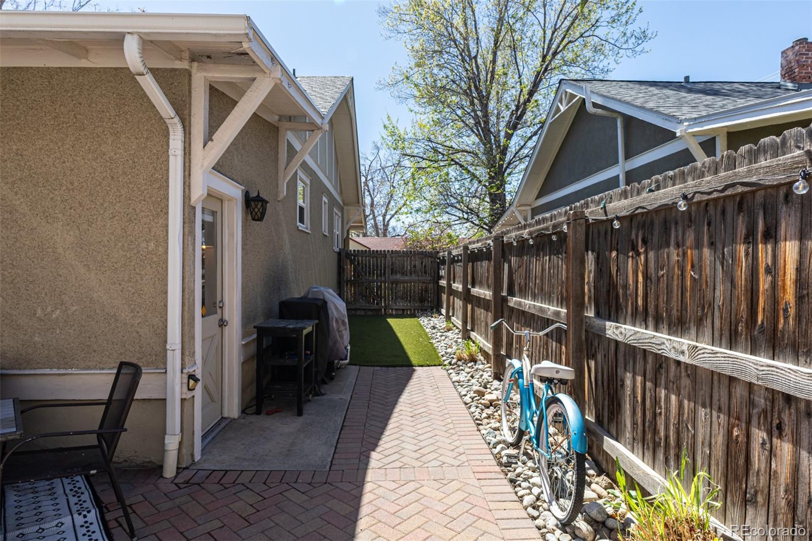 3515 W 49th Avenue