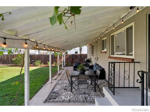 3045 N Columbine Street