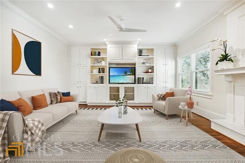 3021 Margaret Mitchell Drive NW Unit: 10