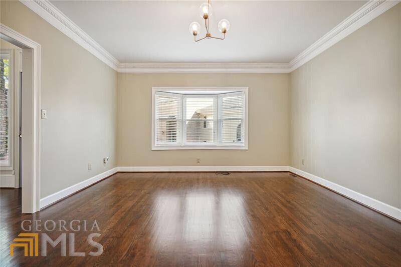 3021 Margaret Mitchell Drive NW Unit: 10