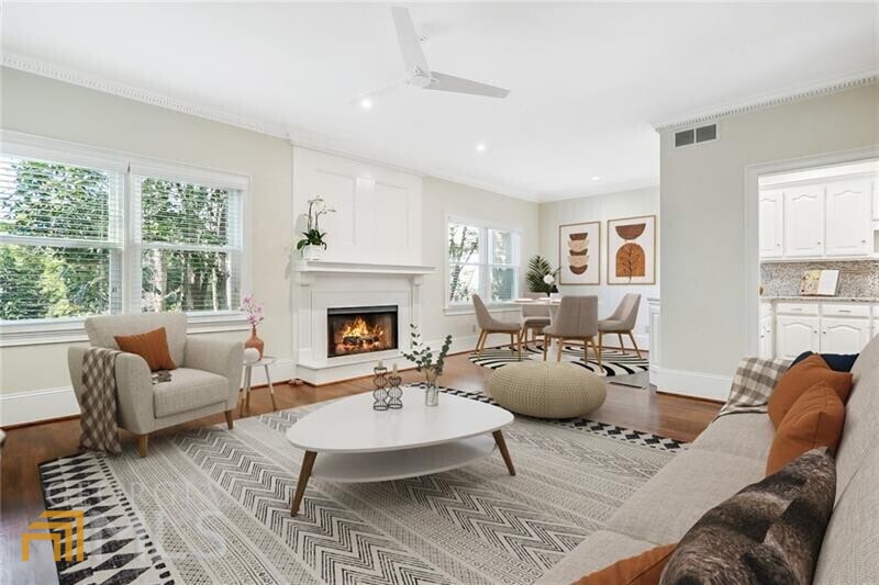 3021 Margaret Mitchell Drive NW Unit: 10