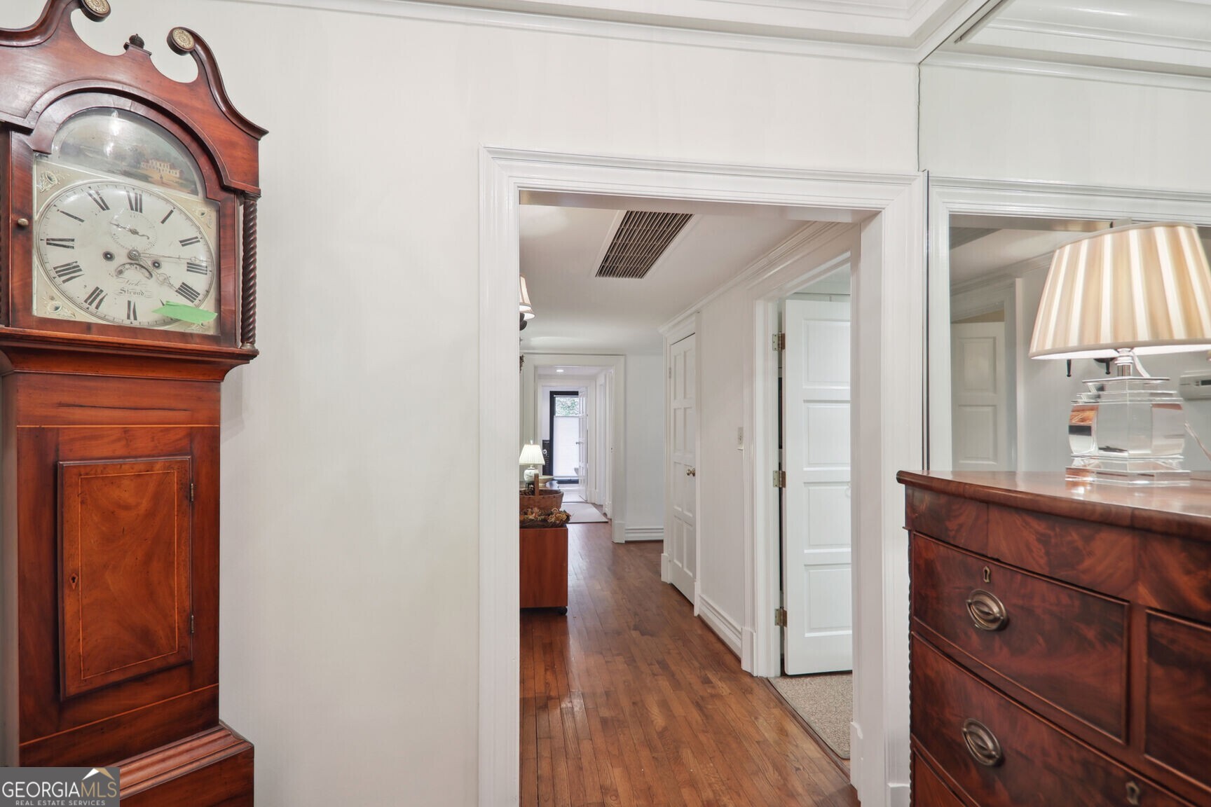 2765 Peachtree Road NE # 1