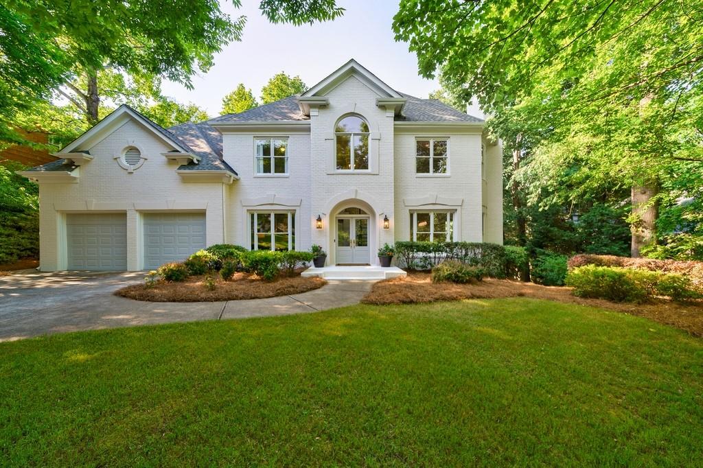 806 Brookhaven Springs Court NE