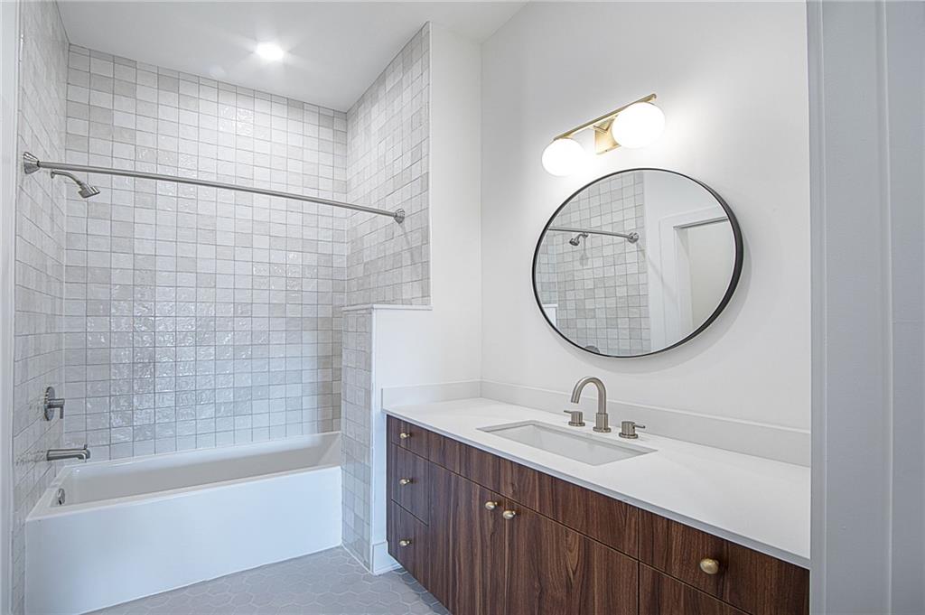 675 Drewry Street NE Unit 408