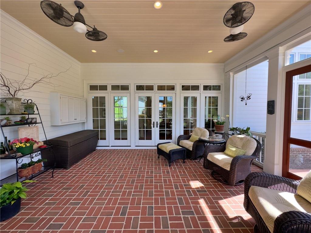 1627 Cook Road