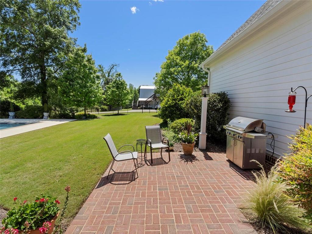 1627 Cook Road