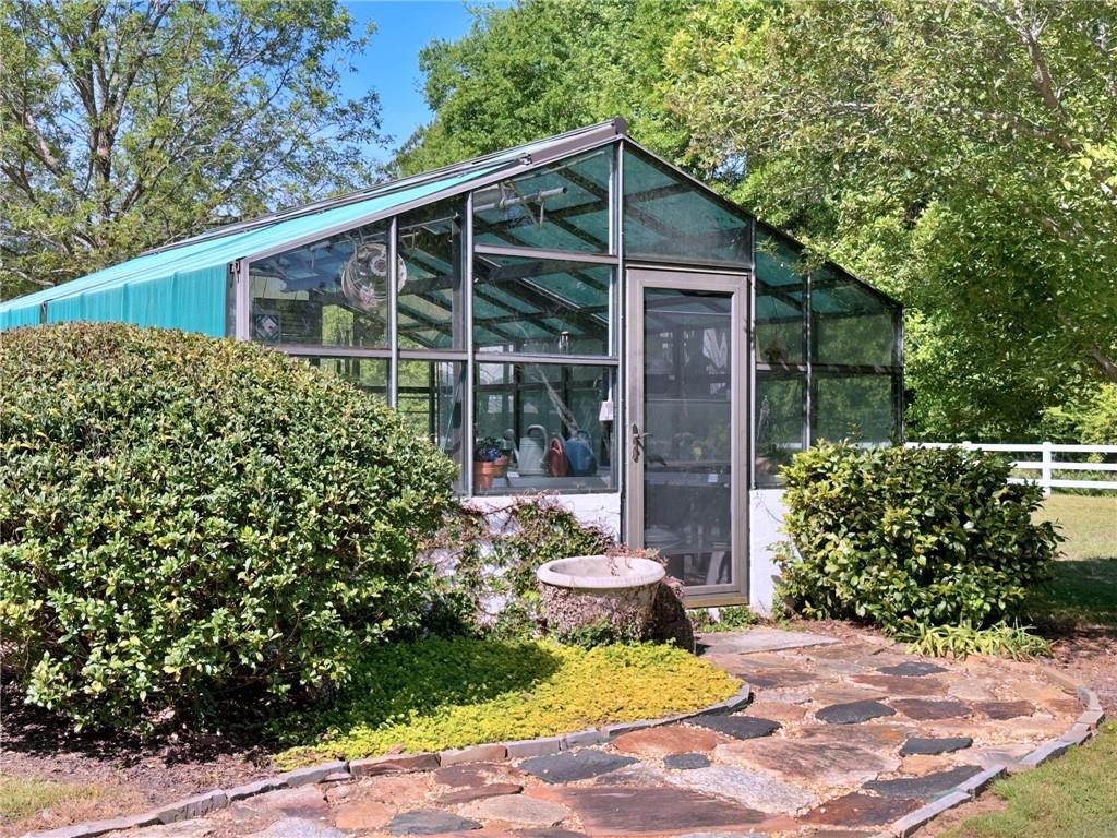1627 Cook Road