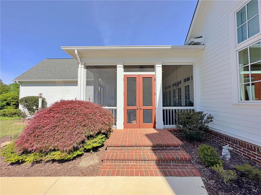 1627 Cook Road