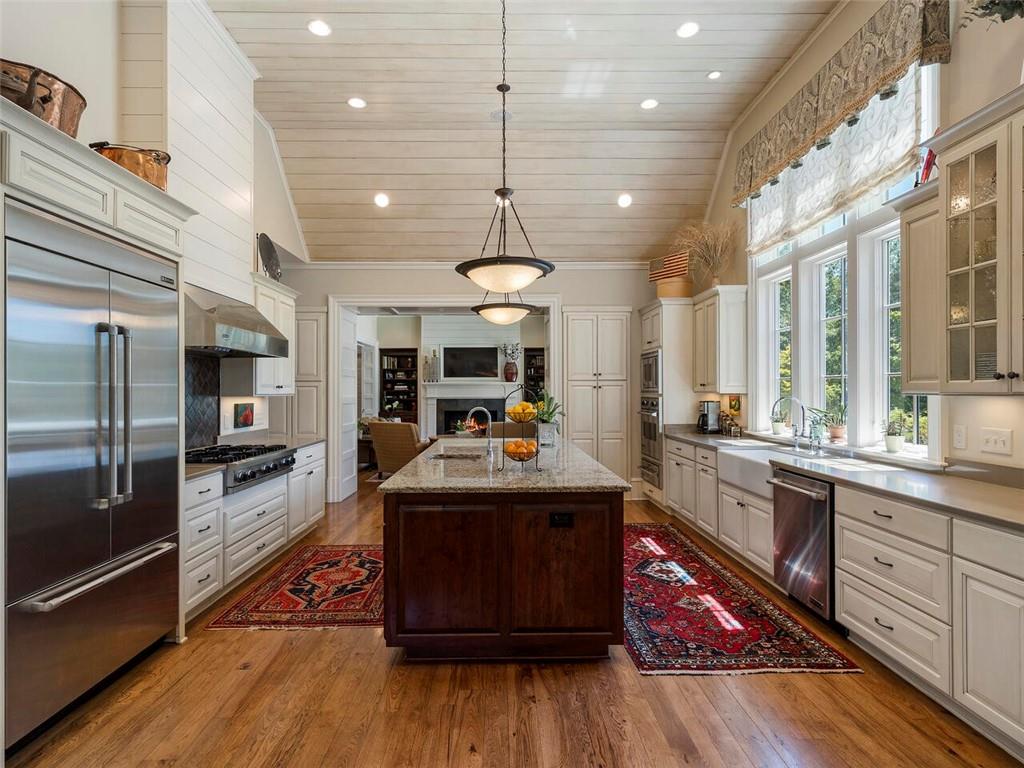 1627 Cook Road