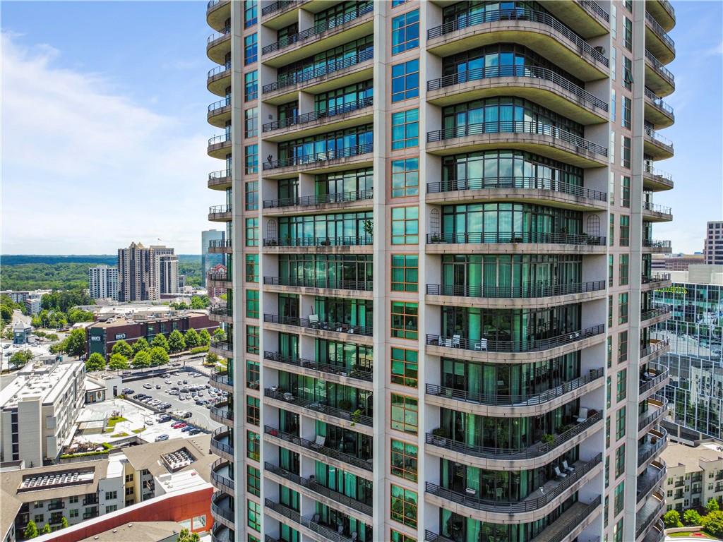 750 Park Avenue NE Unit: 37E
