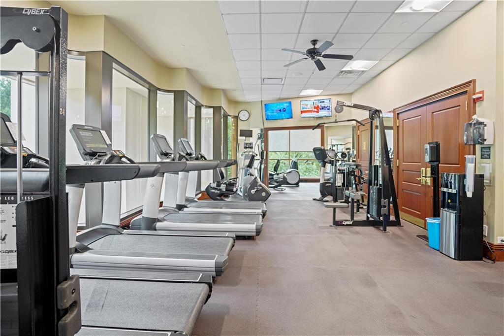 750 Park Avenue NE Unit: 37E