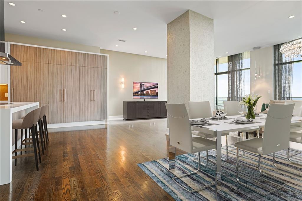 750 Park Avenue NE Unit: 37E