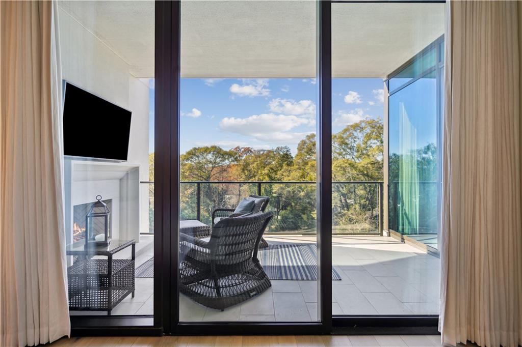 2520 Peachtree Road NW Unit: 601