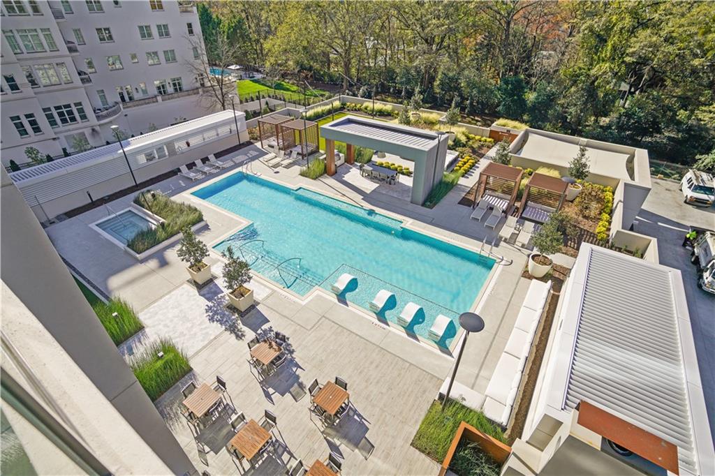 2520 Peachtree Road NW Unit: 601