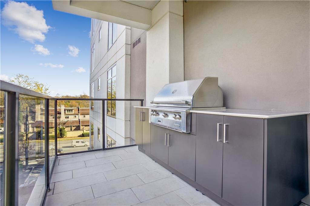 2520 Peachtree Road NW Unit: 601