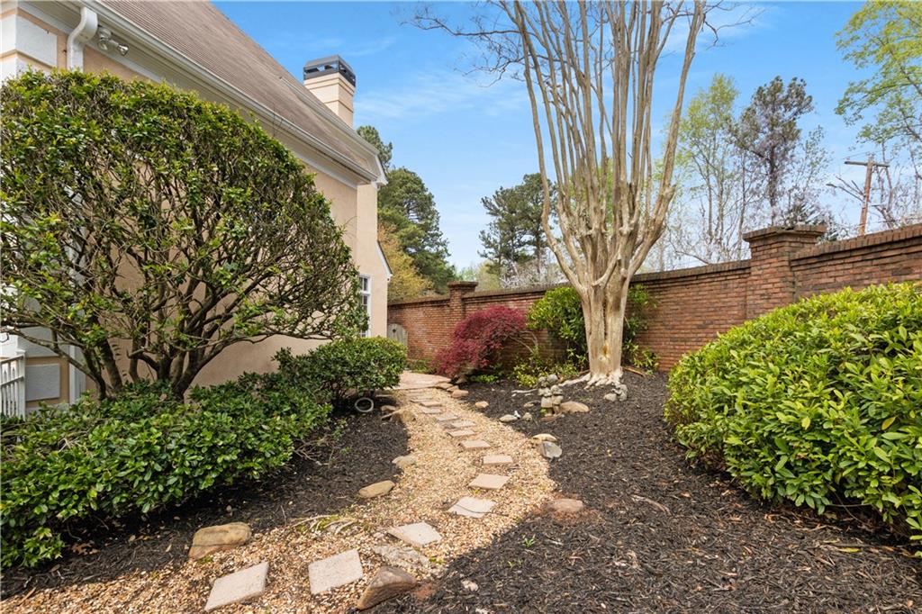 1058 Oakpointe Place