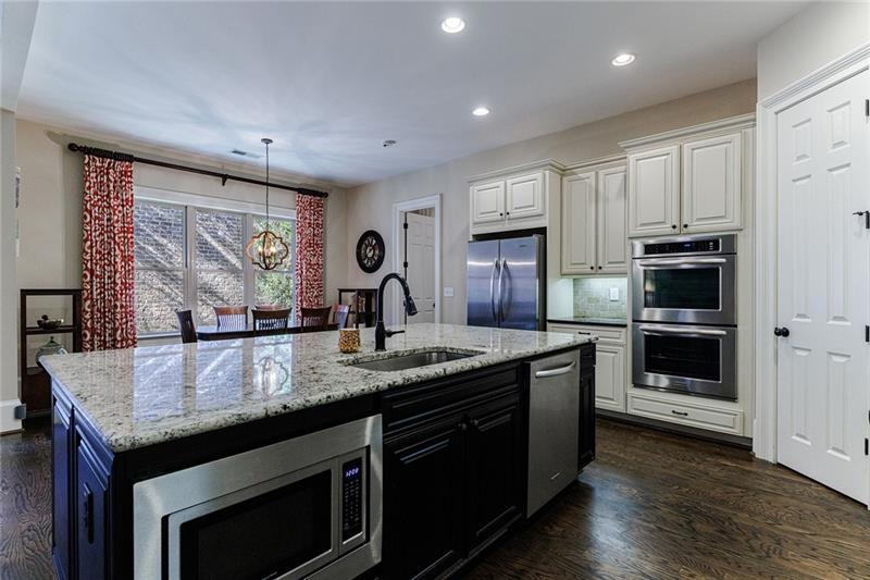 316 Valley Brook Way NE