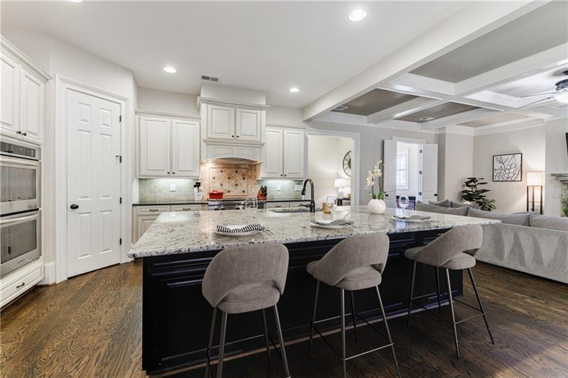 316 Valley Brook Way NE