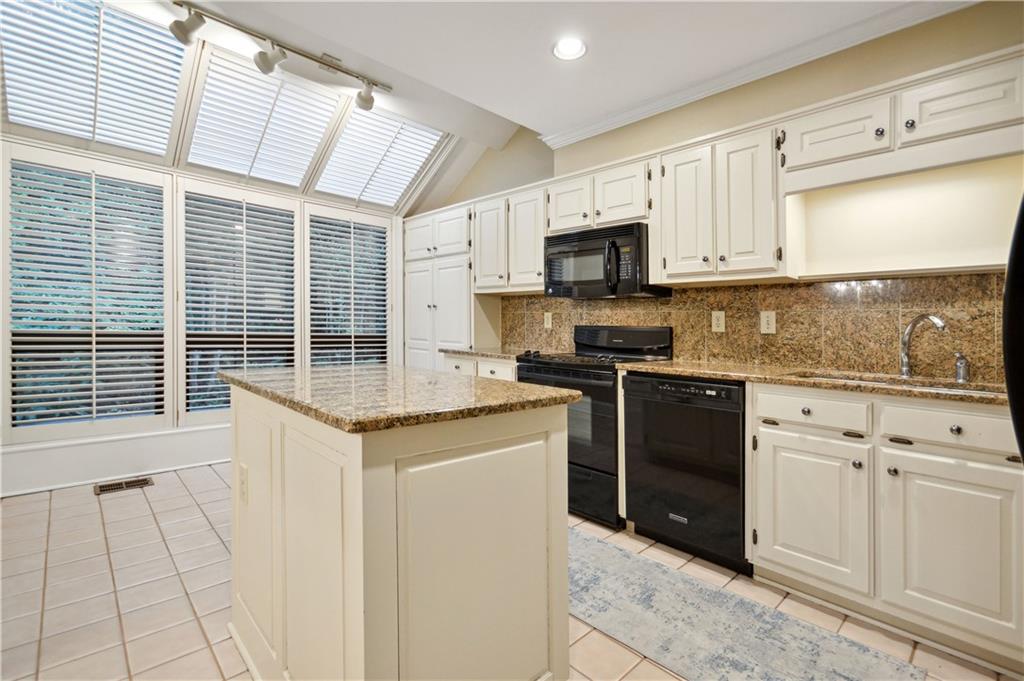 3 Bohler Mews NW