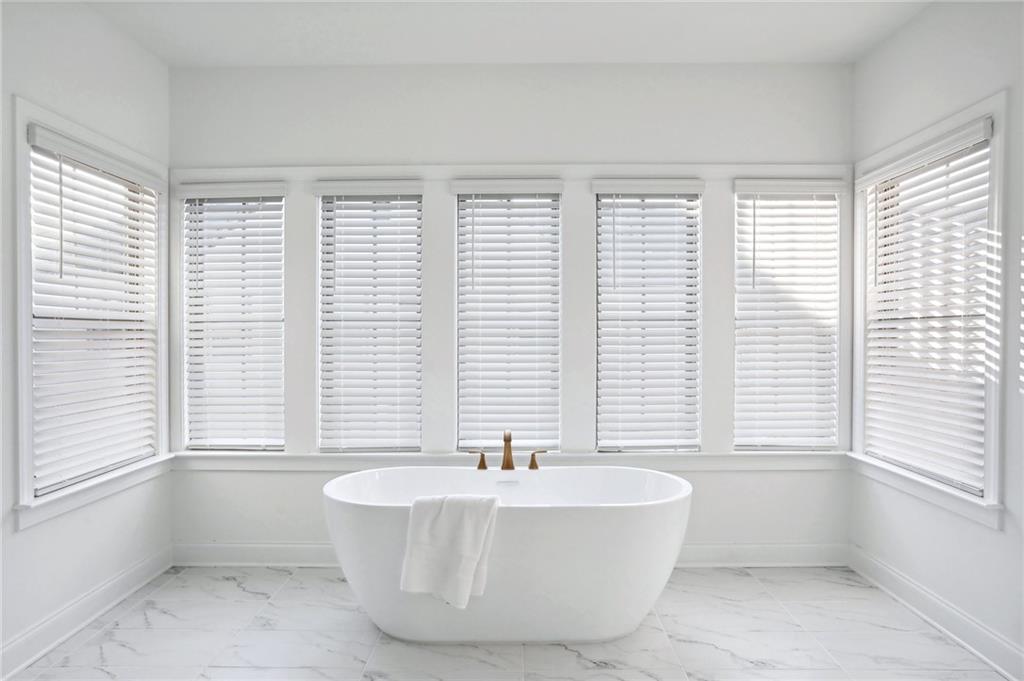 3864 Allegretto Circle