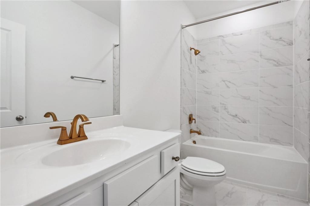 3864 Allegretto Circle