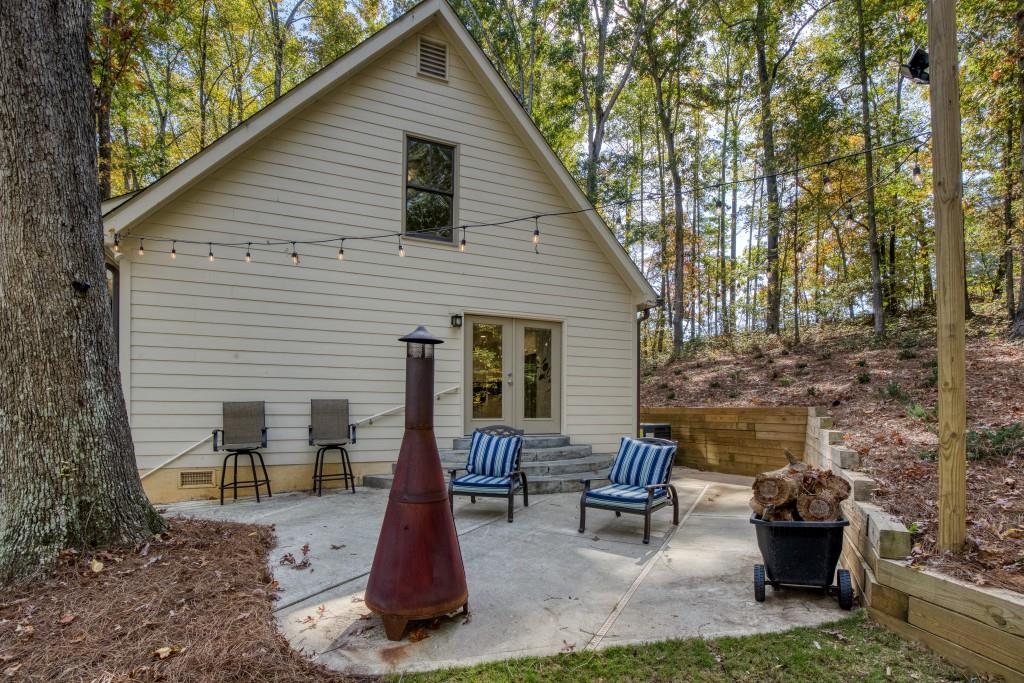 2425 Pilgrim Road