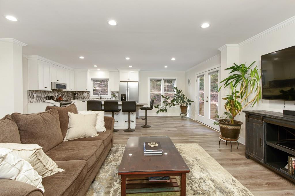 2425 Pilgrim Road