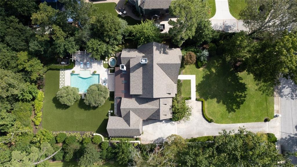 5495 Mount Vernon Parkway