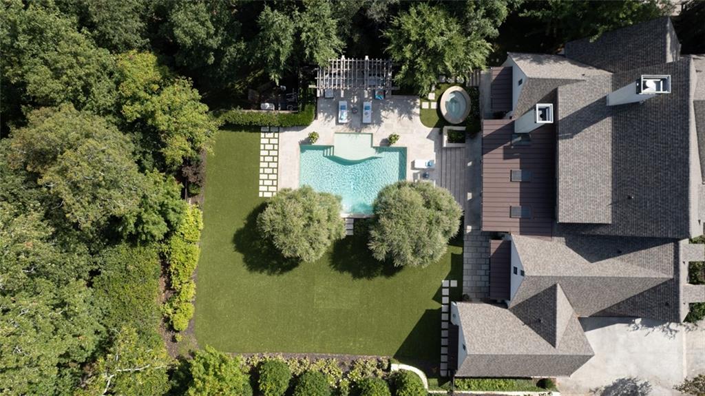 5495 Mount Vernon Parkway