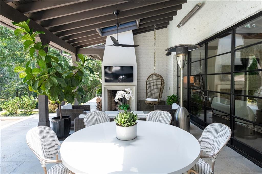 5495 Mount Vernon Parkway