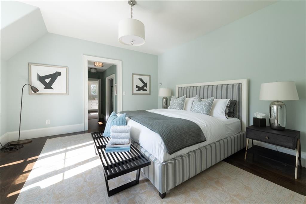 5495 Mount Vernon Parkway