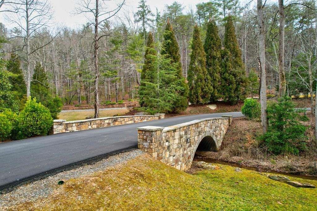 Land lots 12&13 Greystone Trace