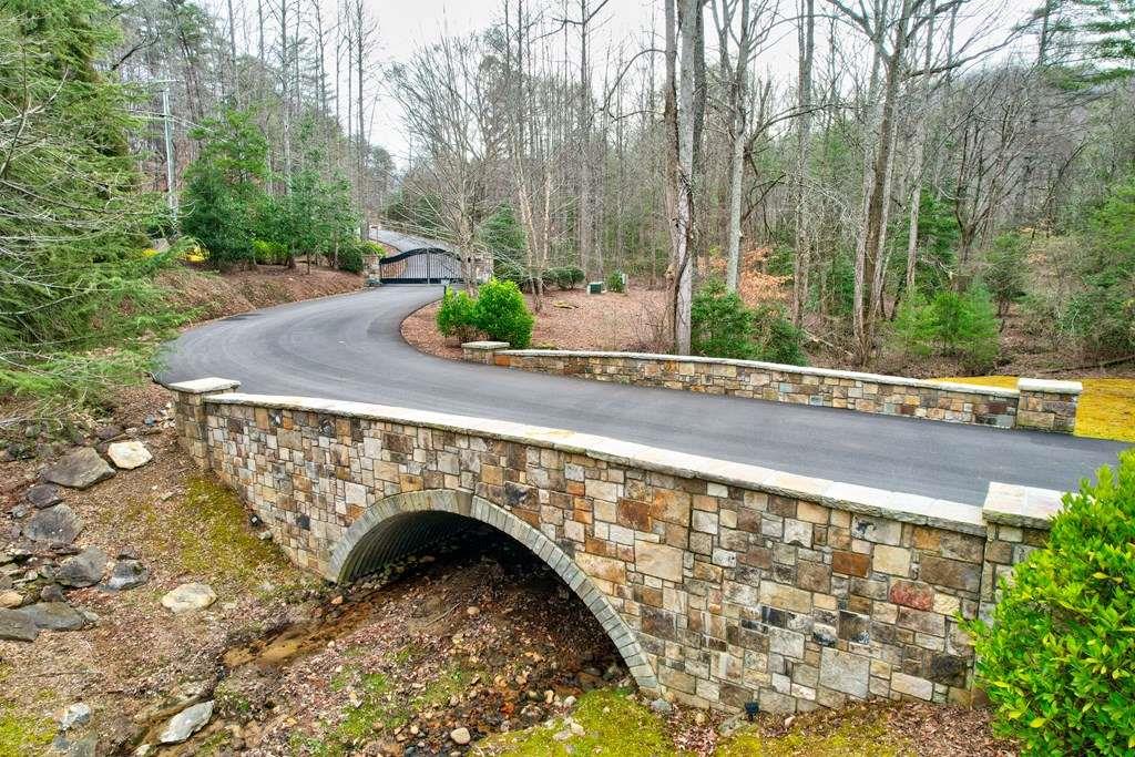 Land lots 12&13 Greystone Trace