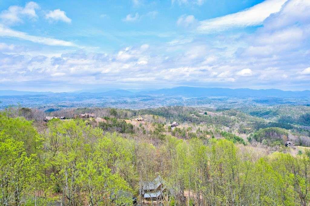 Land lots 12&13 Greystone Trace