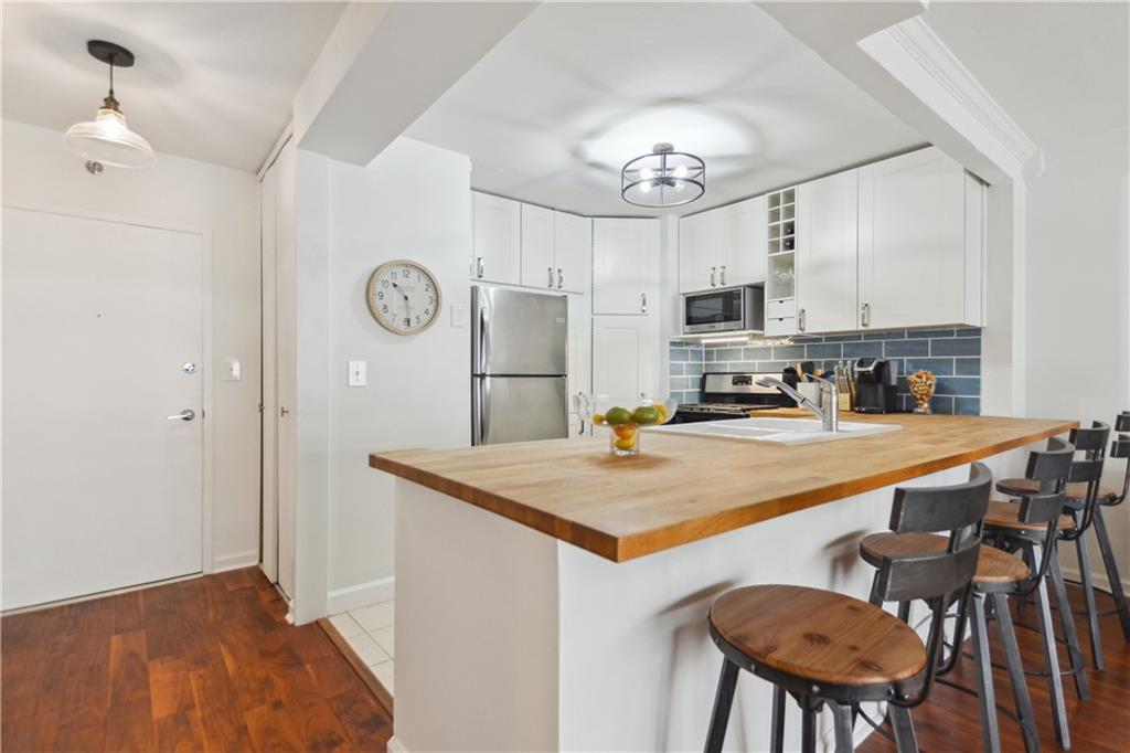 620 Peachtree Street NE Unit 403