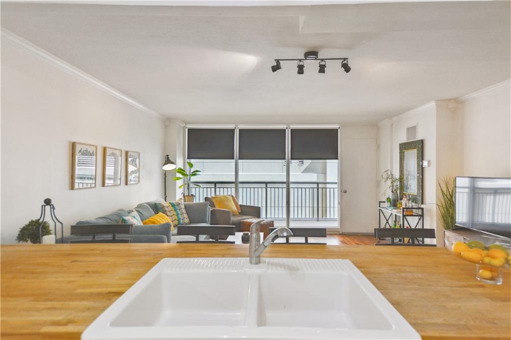 620 Peachtree Street NE Unit 403