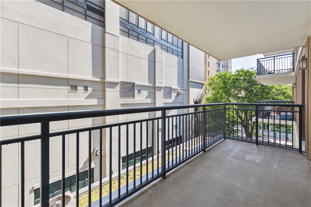 620 Peachtree Street NE Unit 403