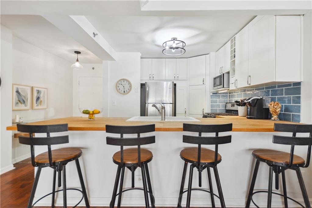 620 Peachtree Street NE Unit 403