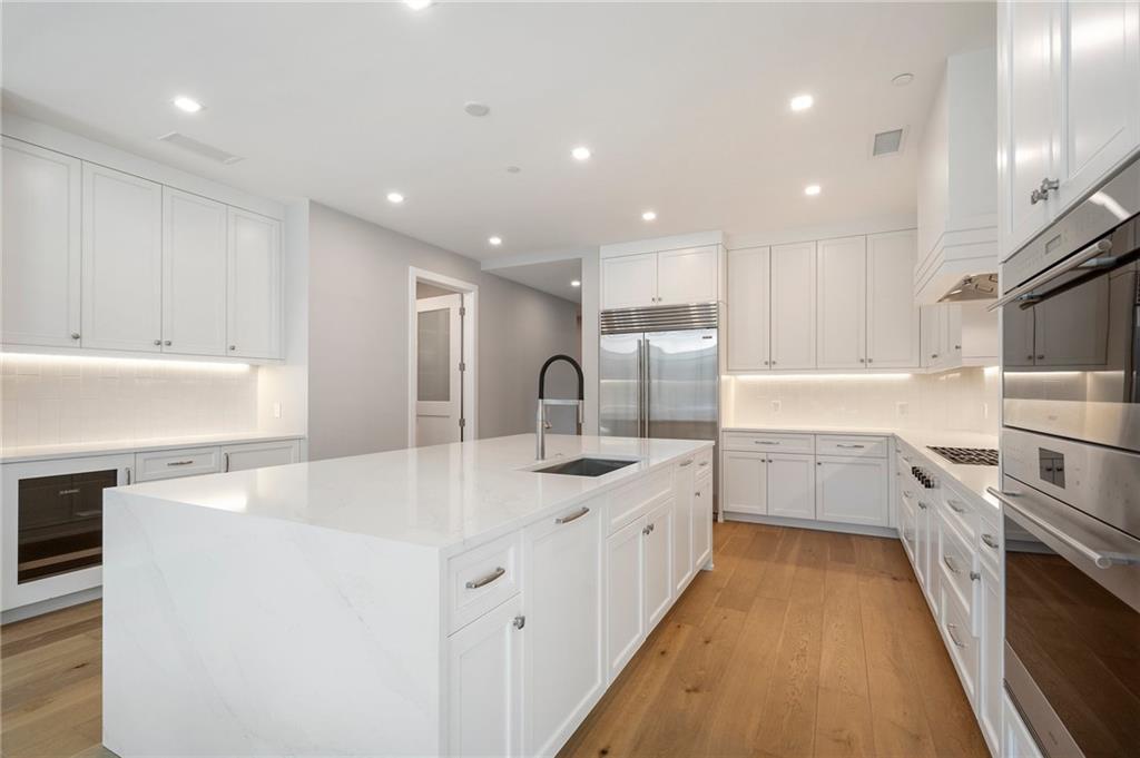 2520 Peachtree Road NW Unit 403