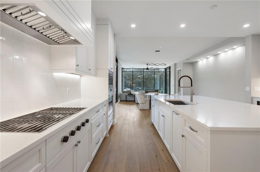 2520 Peachtree Road NW Unit 403
