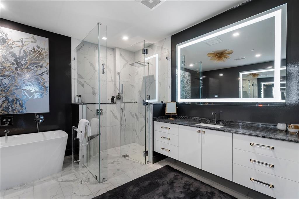 2520 Peachtree Road NW Unit 1202