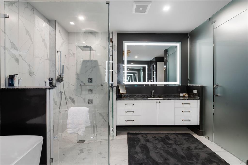 2520 Peachtree Road NW Unit 1202